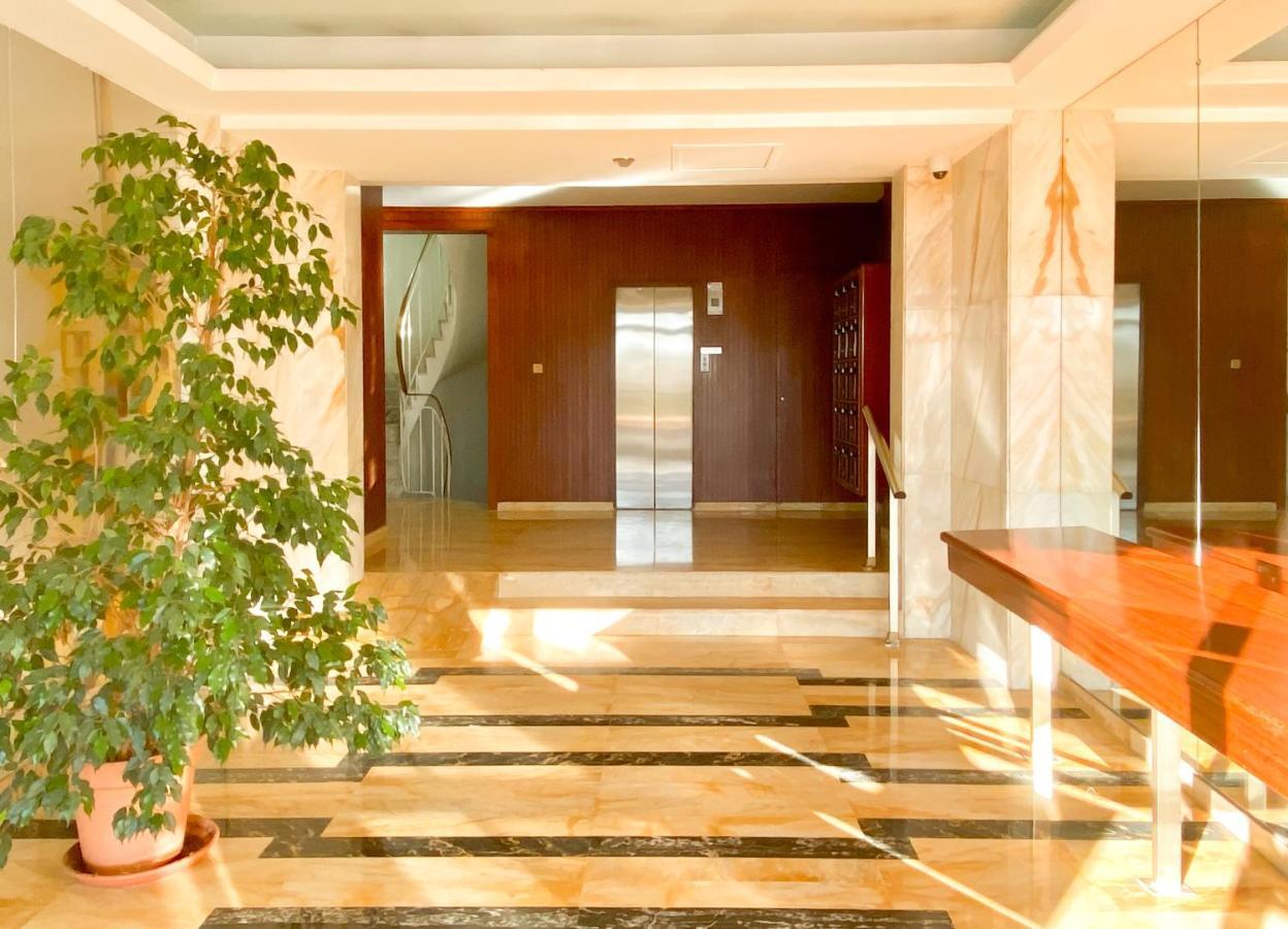 Blvd De La Croisette 82A, Cannes, La Reale 外观 照片